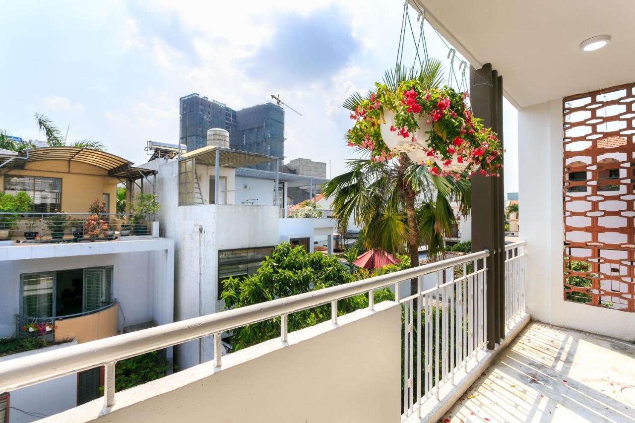 Dlux Saigon Hotel Ho Chi Minh City Exterior photo